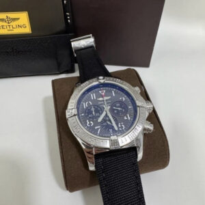 Breitling Avenger- Preto/Azul