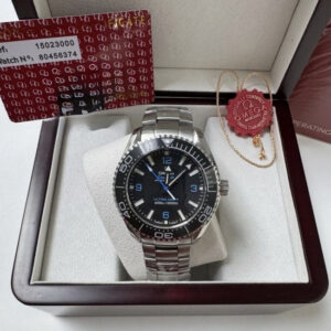 Omega Seamaster- Preto/Azul