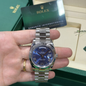 Rolex Day-Date - Silver / Blue Roman